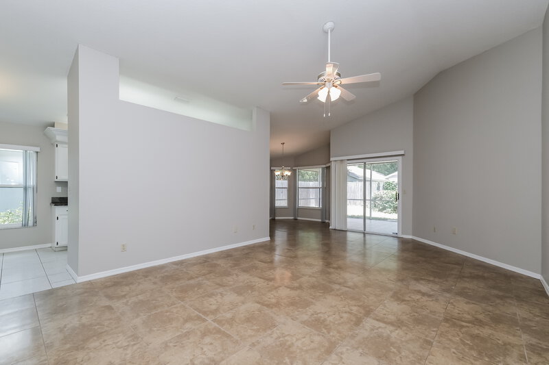 2,580/Mo, 2026 Glen Forge St Brandon, FL 33511 Dining Room View