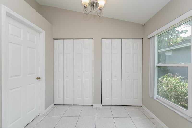 2,580/Mo, 2026 Glen Forge St Brandon, FL 33511 Dining Room View 2