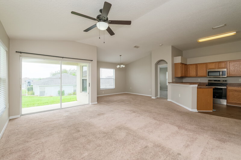 2,050/Mo, 7608 Mt Laurel Dr Zephyrhills, FL 33540 Living Room View 2