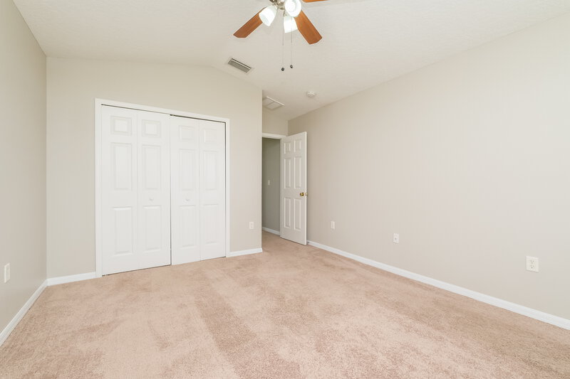 2,050/Mo, 7608 Mt Laurel Dr Zephyrhills, FL 33540 Bedroom View 3