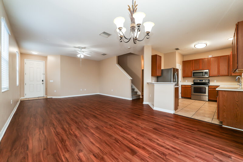 2,070/Mo, 12122 Fern Haven Ave Gibsonton, FL 33534 Dining Room View