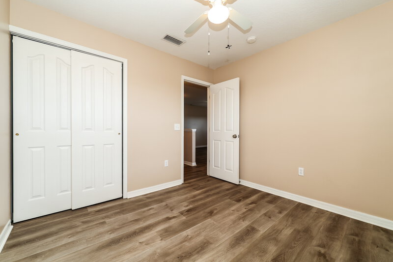 2,070/Mo, 12122 Fern Haven Ave Gibsonton, FL 33534 Bedroom View 4