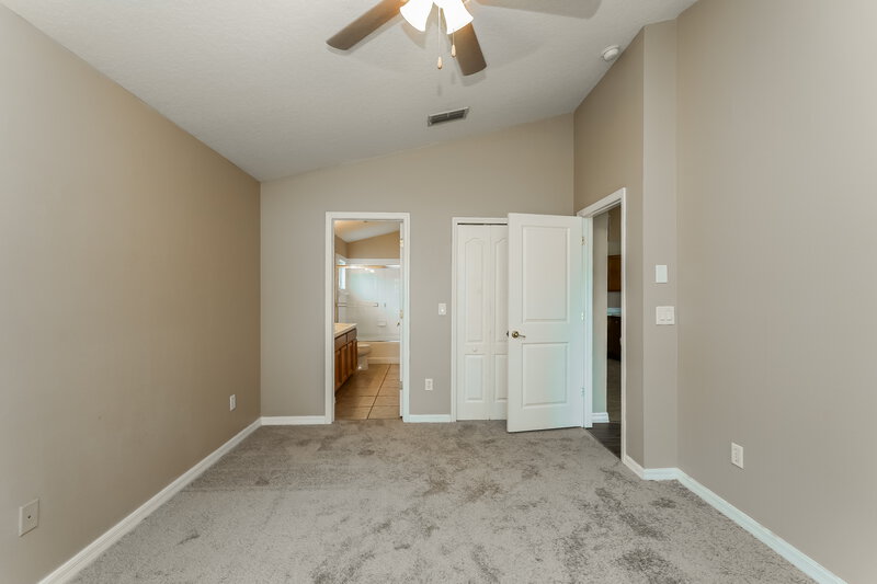 2,000/Mo, 6434 Sushi Ct Wesley Chapel, FL 33545 Main Bedroom View 2
