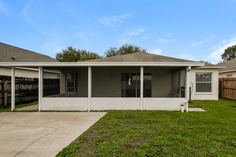 2,000/Mo, 6434 Sushi Ct Wesley Chapel, FL 33545 Rear View