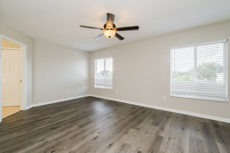 2,500/Mo, 12615 Longcrest Dr Riverview, FL 33579 Main Bedroom View