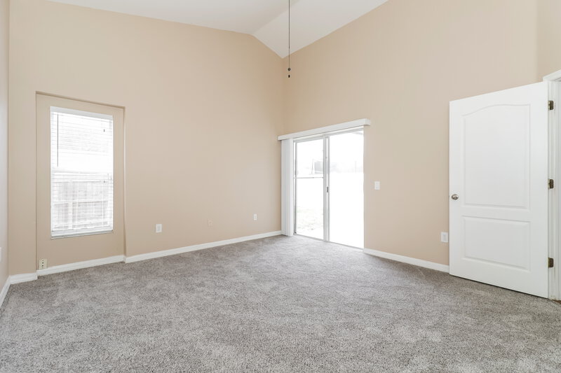 2,185/Mo, 30800 Birdhouse Dr Zephyrhills, FL 33545 Main Bedroom View