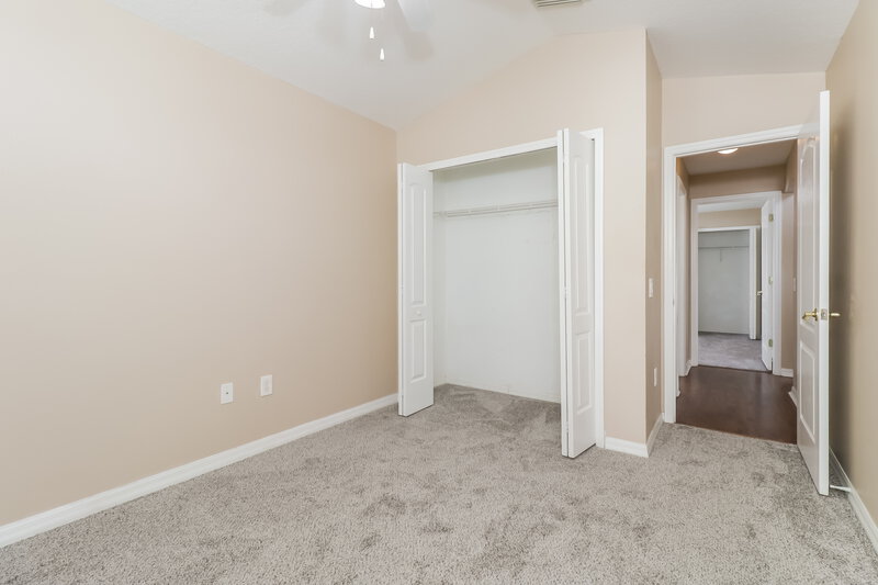 2,185/Mo, 30800 Birdhouse Dr Zephyrhills, FL 33545 Bedroom View