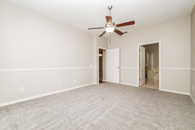 2,505/Mo, 1231 Loretto Cir Odessa, FL 33556 Main Bedroom View 2