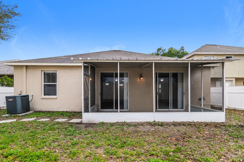 2,505/Mo, 1231 Loretto Cir Odessa, FL 33556 Rear View