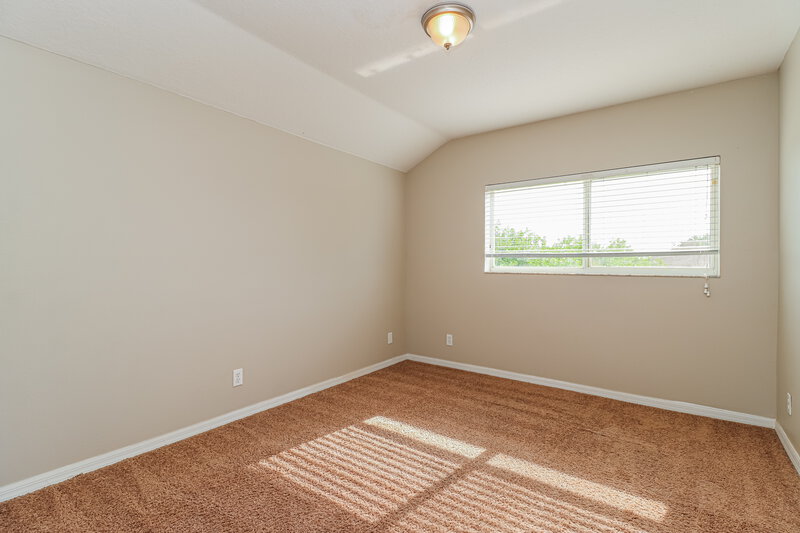 2,305/Mo, 806 15th St NE Ruskin, FL 33570 Bedroom View