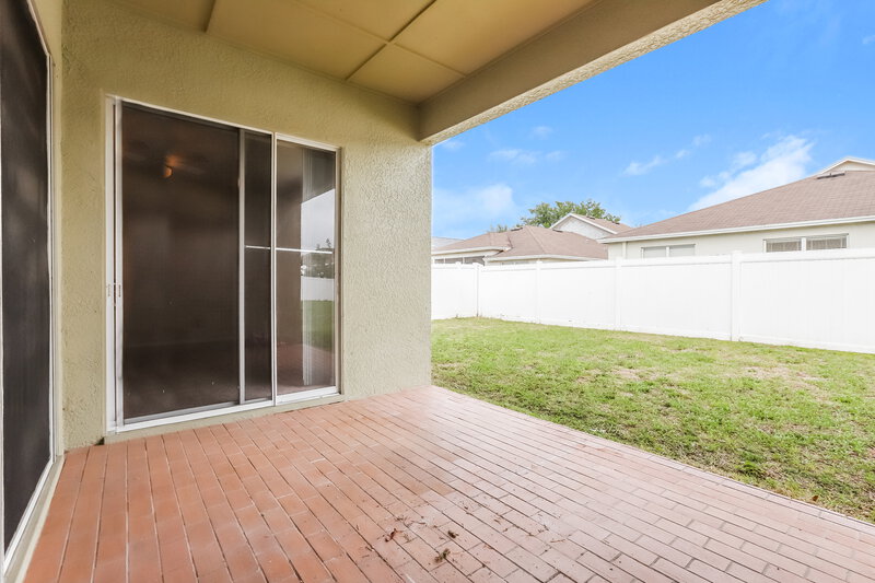 2,315/Mo, 513 9th St NE Ruskin, FL 33570 Rear View