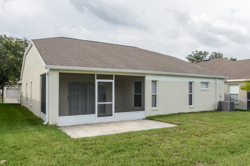 2,195/Mo, 5532 Terrain de Golf Dr Lutz, FL 33558 Rear View