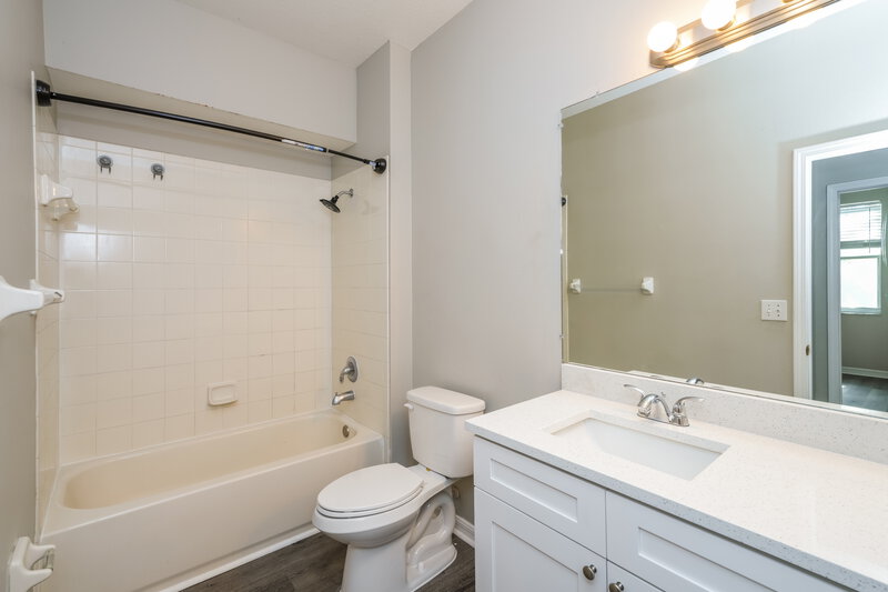 2,345/Mo, 24738 Siena Dr Lutz, FL 33559 Bathroom View