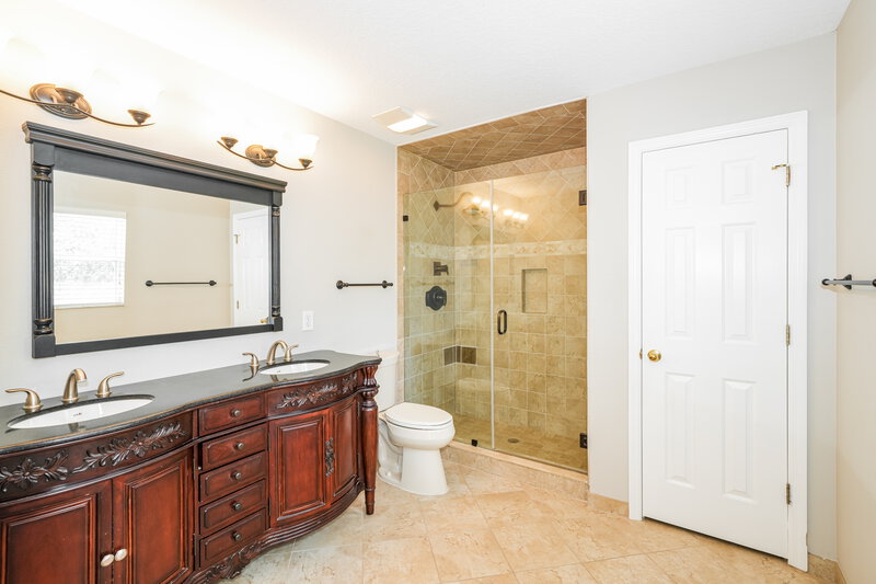 2,150/Mo, 26820 Stillbrook Dr Wesley Chapel, FL 33544 Main Bathroom View
