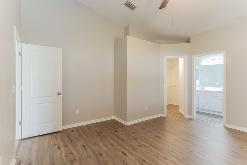 2,235/Mo, 4516 Horseshoe Pick Ln Valrico, FL 33594 Main Bedroom View 2