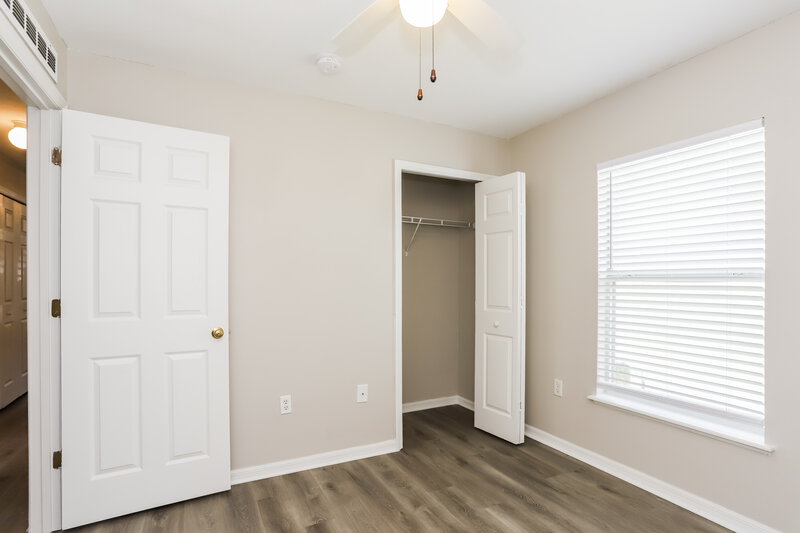 2,105/Mo, 17031 Ongar Ct Land O' Lakes, FL 34638 Bedroom View 4