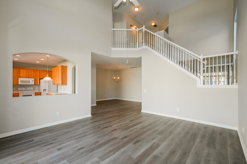 2,485/Mo, 4413 Huddlestone Dr Zephyrhills, FL 33545 Living Room View 2
