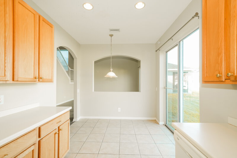 2,485/Mo, 4413 Huddlestone Dr Zephyrhills, FL 33545 Breakfast Nook View