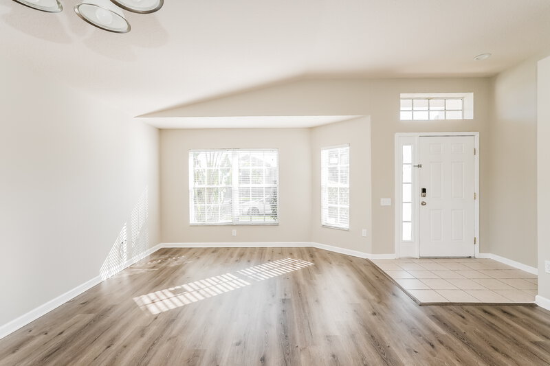 2,300/Mo, 30441 Annadale Dr Wesley Chapel, FL 33545 Dining Room View