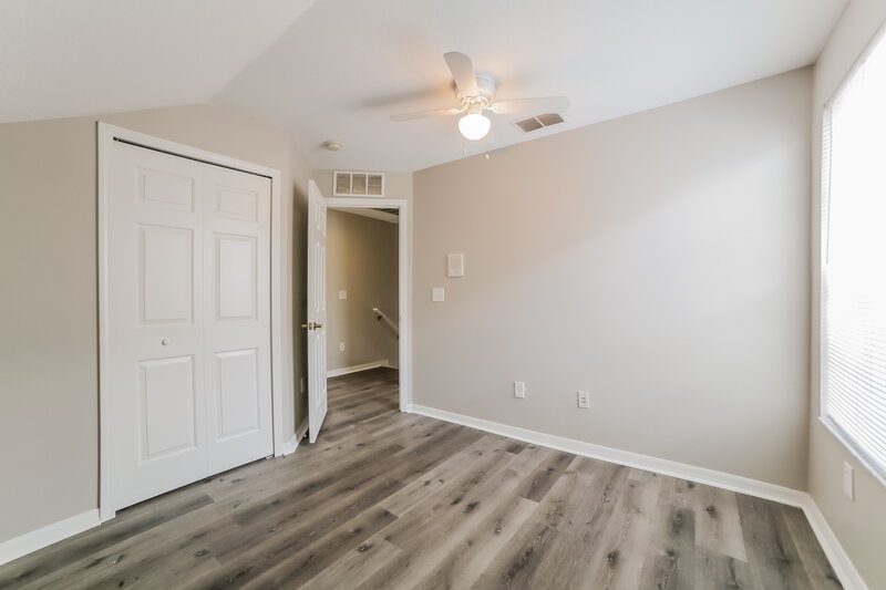 2,345/Mo, 16123 Bridgecrossing Dr Lithia, FL 33547 Bedroom View 2