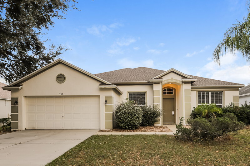 2,605/Mo, 907 Pyrite Ct Valrico, FL 33594 External View