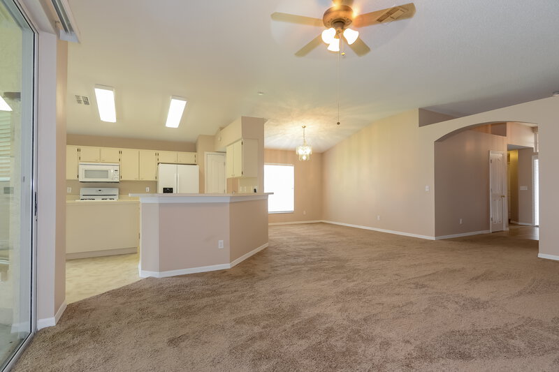 2,415/Mo, 1711 Scotch Pine Dr Brandon, FL 33511 Living Room View 3