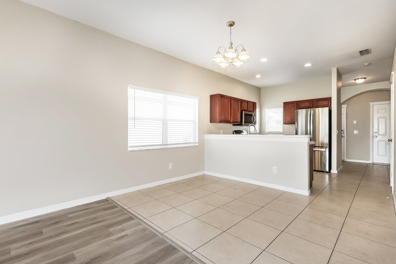 1,800/Mo, 7859 Bristol Park Dr Apollo Beach, FL 33572 Dining Room View