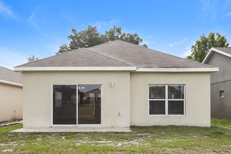 1,800/Mo, 7859 Bristol Park Dr Apollo Beach, FL 33572 Rear View