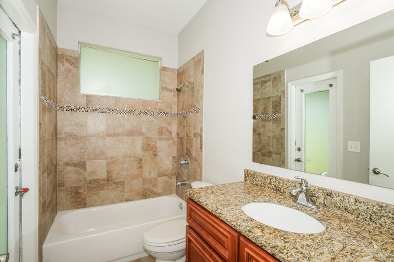 2,285/Mo, 4929 Willow Ridge Ter Valrico, FL 33596 Bathroom View