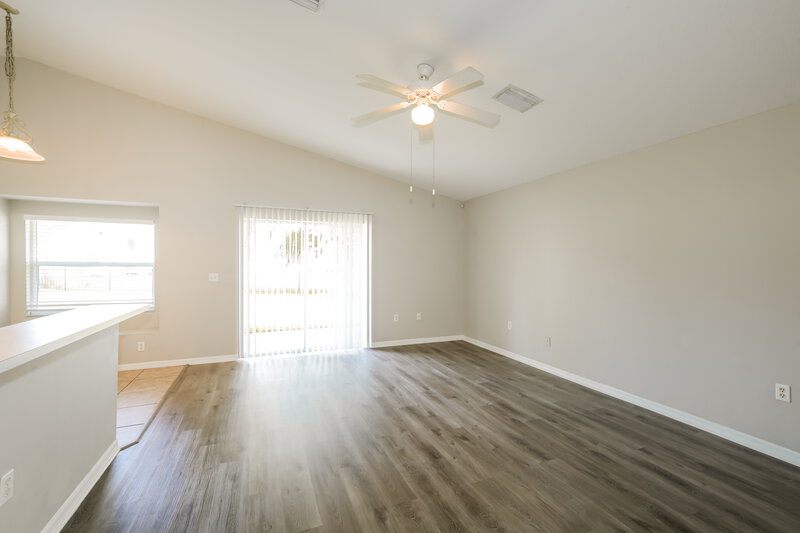 2,175/Mo, 3843 Lockridge Dr Land O' Lakes, FL 34638 Living Room View 2