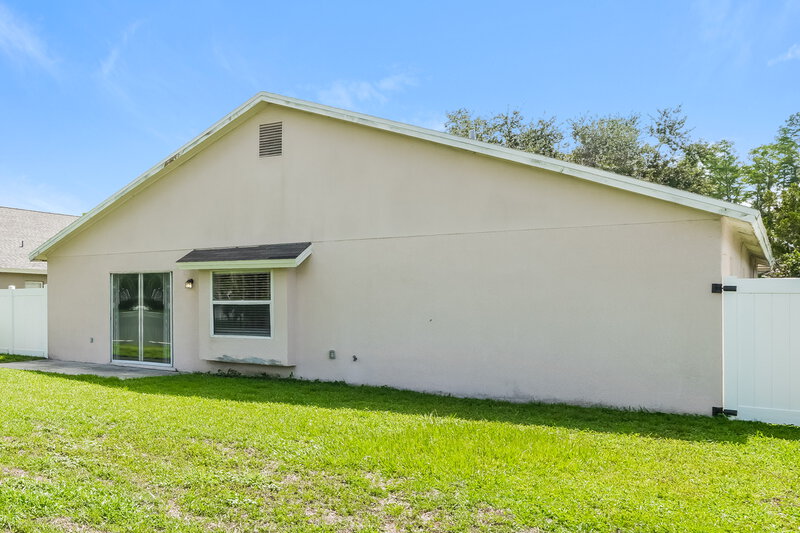 2,175/Mo, 3843 Lockridge Dr Land O' Lakes, FL 34638 Rear View 2