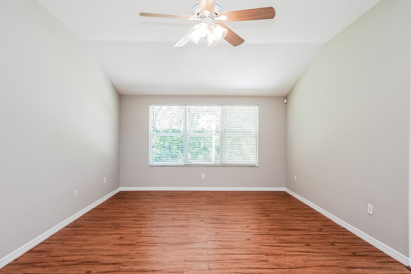 2,255/Mo, 2642 Rosehaven Dr Wesley Chapel, FL 33544 Living Room View 2
