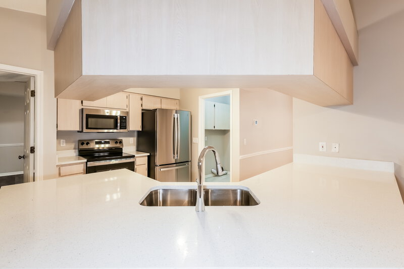 2,045/Mo, 23421 Cherbourg Loop Land O' Lakes, FL 34639 Kitchen View 2