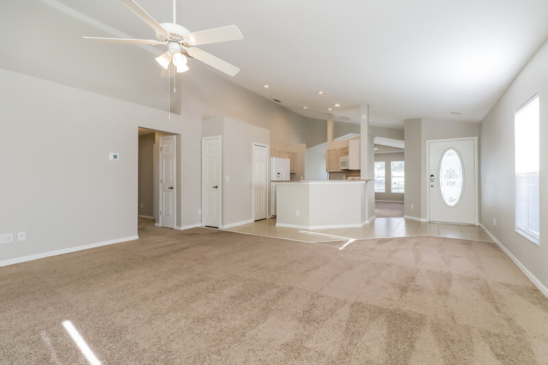 1,980/Mo, 11616 Leda Ln New Port Richey, FL 34654 Family Room View 2