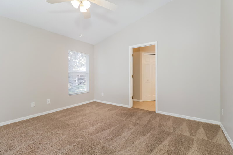 1,980/Mo, 11616 Leda Ln New Port Richey, FL 34654 Main Bedroom View