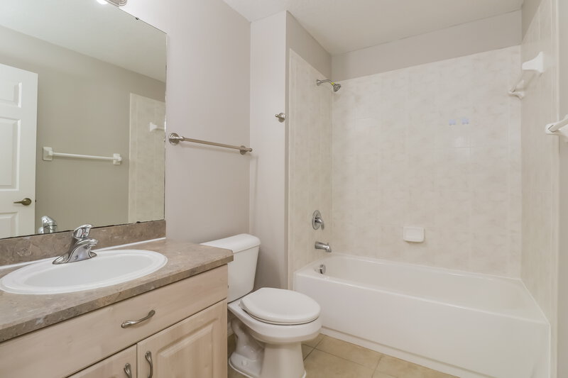 1,980/Mo, 11616 Leda Ln New Port Richey, FL 34654 Bathroom View