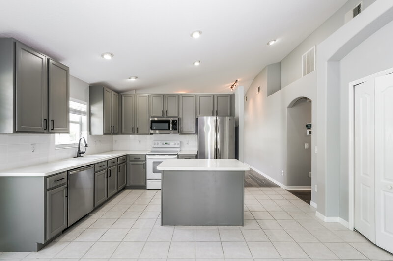 2,680/Mo, 1739 Sweetspire Dr Trinity, FL 34655 Kitchen View 2