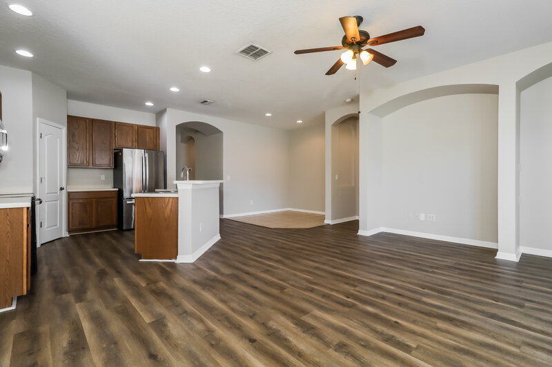 2,255/Mo, 9351 Beaufort Ct New Port Richey, FL 34654 Living Room View