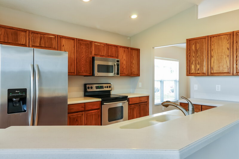 3,740/Mo, 4545 Marchmont Blvd Land O' Lakes, FL 34638 Kitchen View