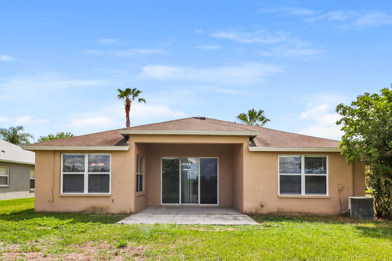 3,740/Mo, 4545 Marchmont Blvd Land O' Lakes, FL 34638 Rear View
