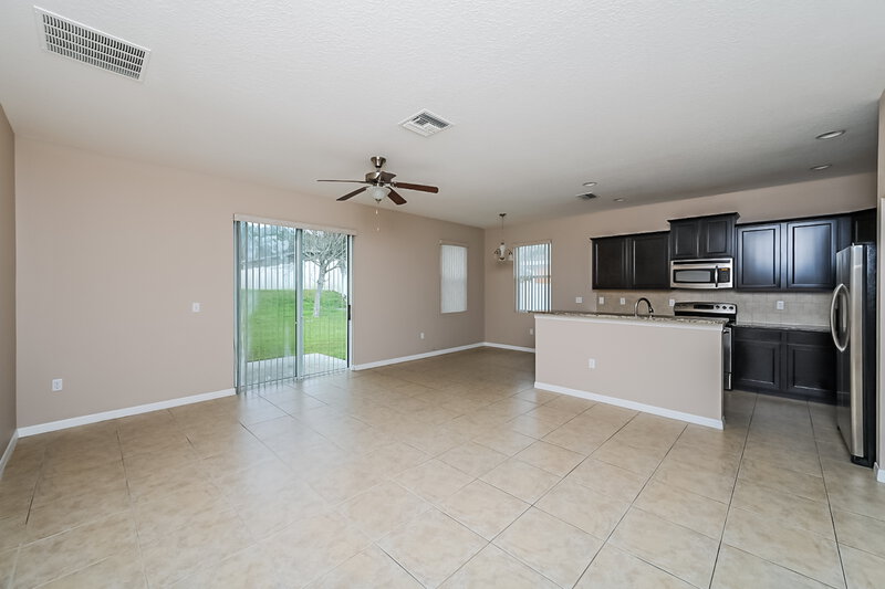 3,460/Mo, 36029 Laguna Hills Cir Zephyrhills, FL 33541 Living Room View 2