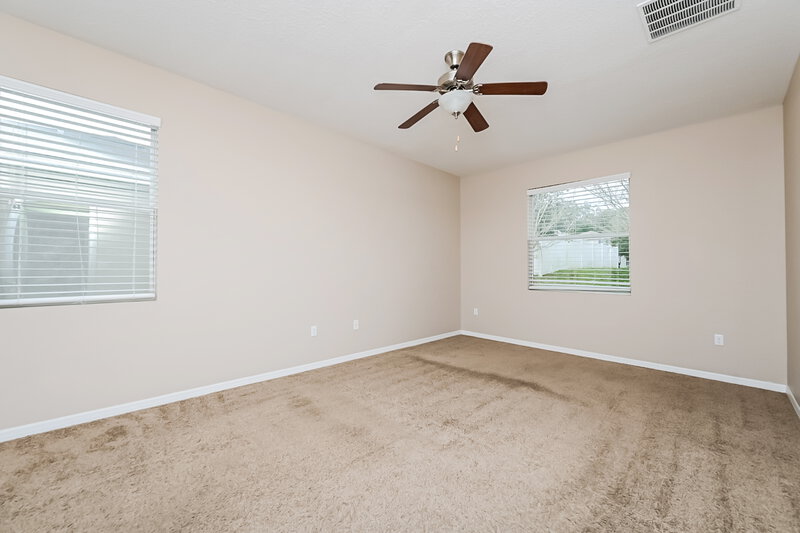 3,460/Mo, 36029 Laguna Hills Cir Zephyrhills, FL 33541 Main Bedroom View