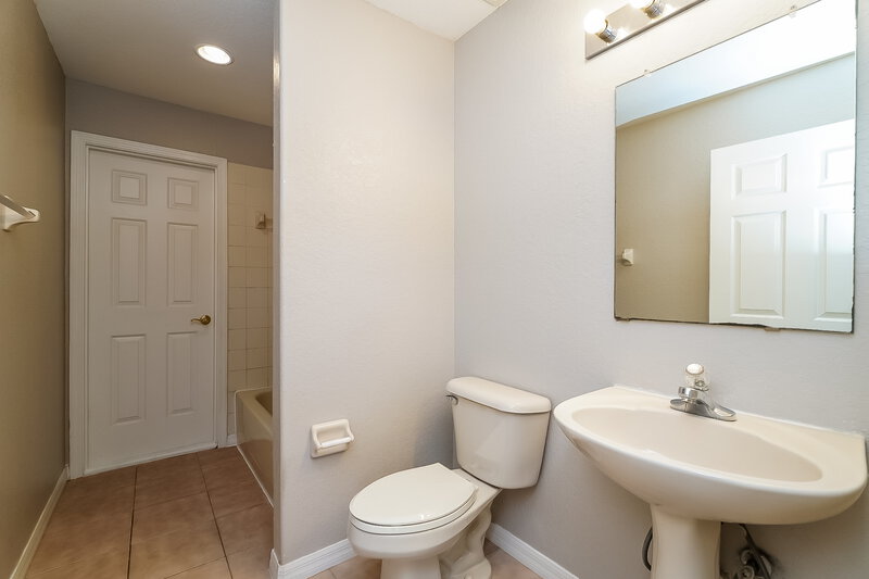 0/Mo, 10902 Tree Cactus Loop Land O' Lakes, FL 34638 Bathroom View