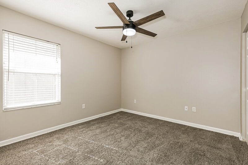 2,065/Mo, 535 Royal Ridge St Valrico, FL 33594 Bedroom View 2