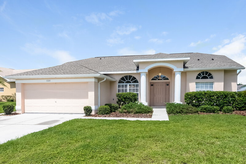 2,125/Mo, 13240 Prince Cir Hudson, FL 34669 External View