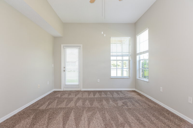 2,125/Mo, 13240 Prince Cir Hudson, FL 34669 Master Bedroom View