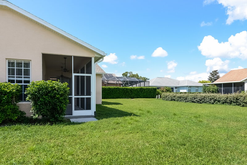 2,125/Mo, 13240 Prince Cir Hudson, FL 34669 Rear View