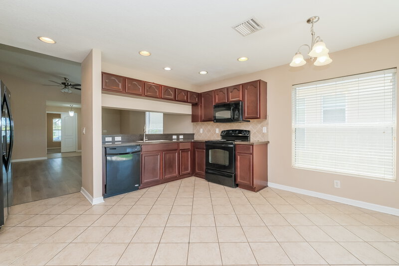1,970/Mo, 1010 Larwood Pine Dr Ruskin, FL 33570 Dining Room View