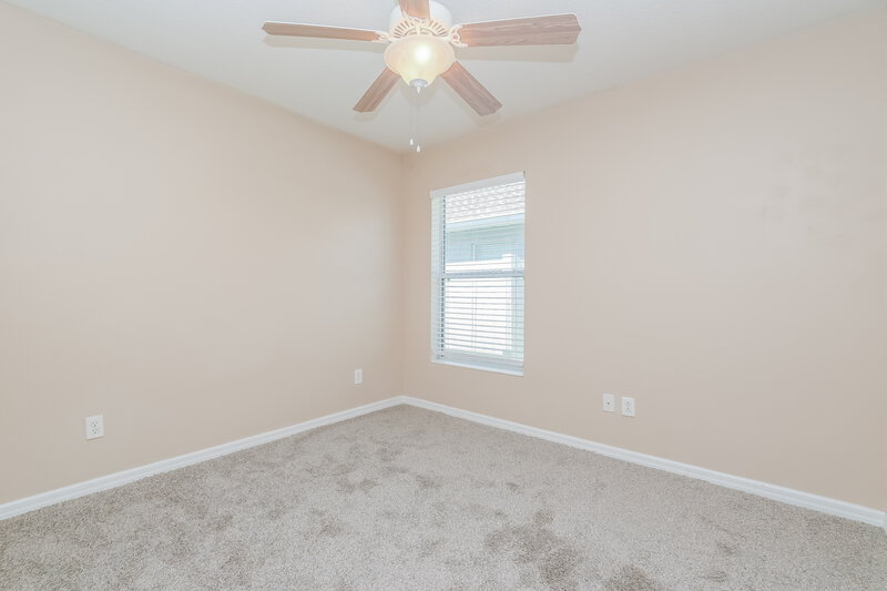 1,970/Mo, 1010 Larwood Pine Dr Ruskin, FL 33570 Bedroom View 4