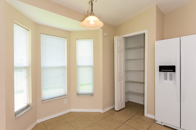 2,205/Mo, 5446 Passing Pine Ln Zephyrhills, FL 33541 Dining Room View